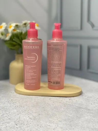 ژل شوینده لایه‌بردار SA Smoothing Cleanser